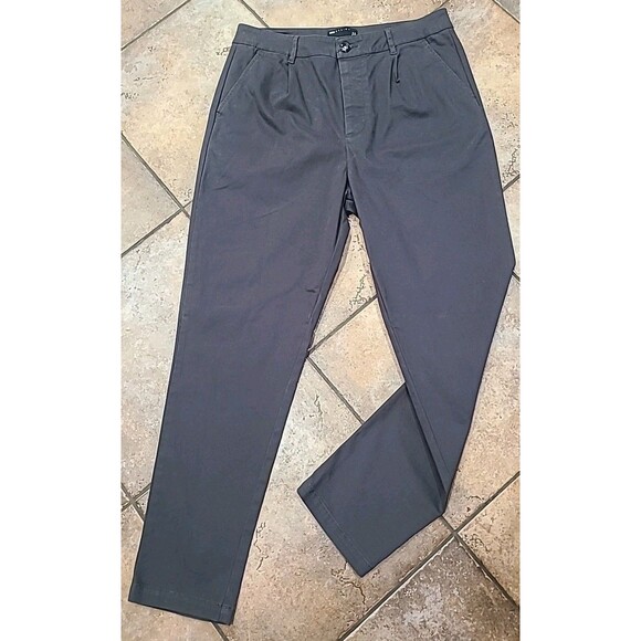 ASOS DESIGN Grey Pleated Chino Pants Size 32 x 30 Tapered Preppy Casual Work - Picture 1 of 6